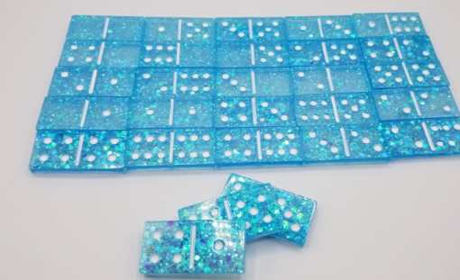 Dominos